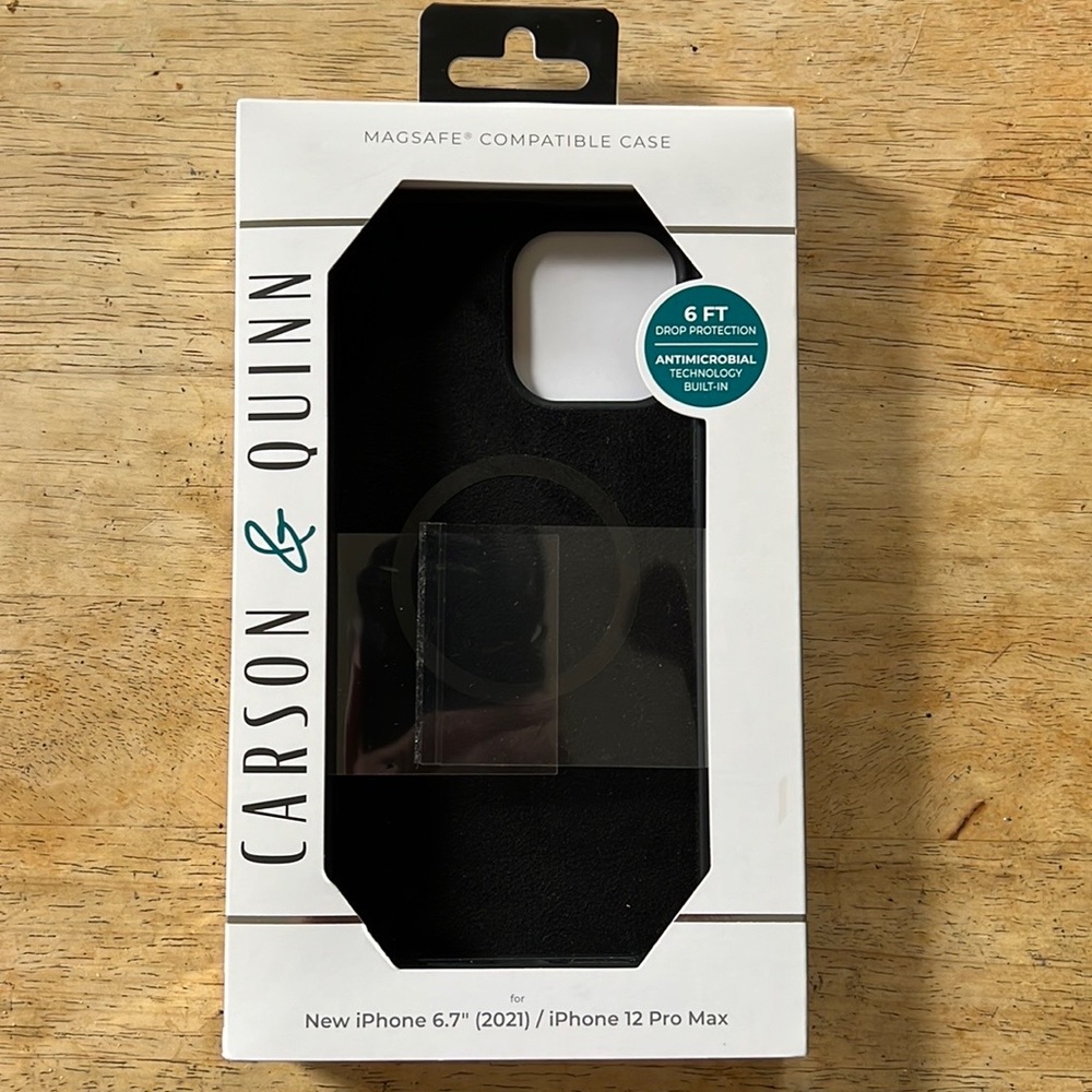 Carson & Quinn IPhone 12 Pro Max Black Phone Case